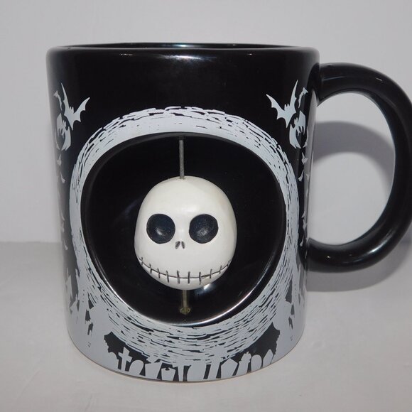 The Nightmare Before Christmas Jack Skellington Spinning Head 20 oz Black mug - Picture 4 of 10